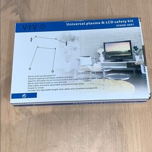 Universal plasma and LCD safety kit